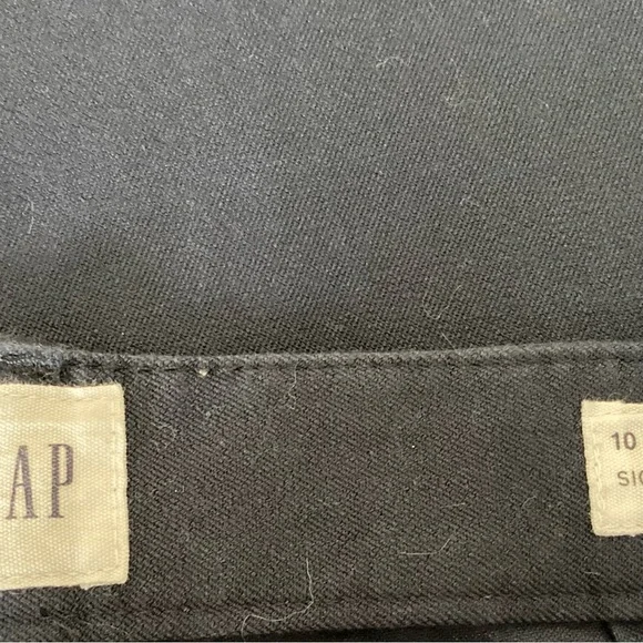 Gap women’s navy blue signature skinny pants, size 10 tall - Picture 6 of 8